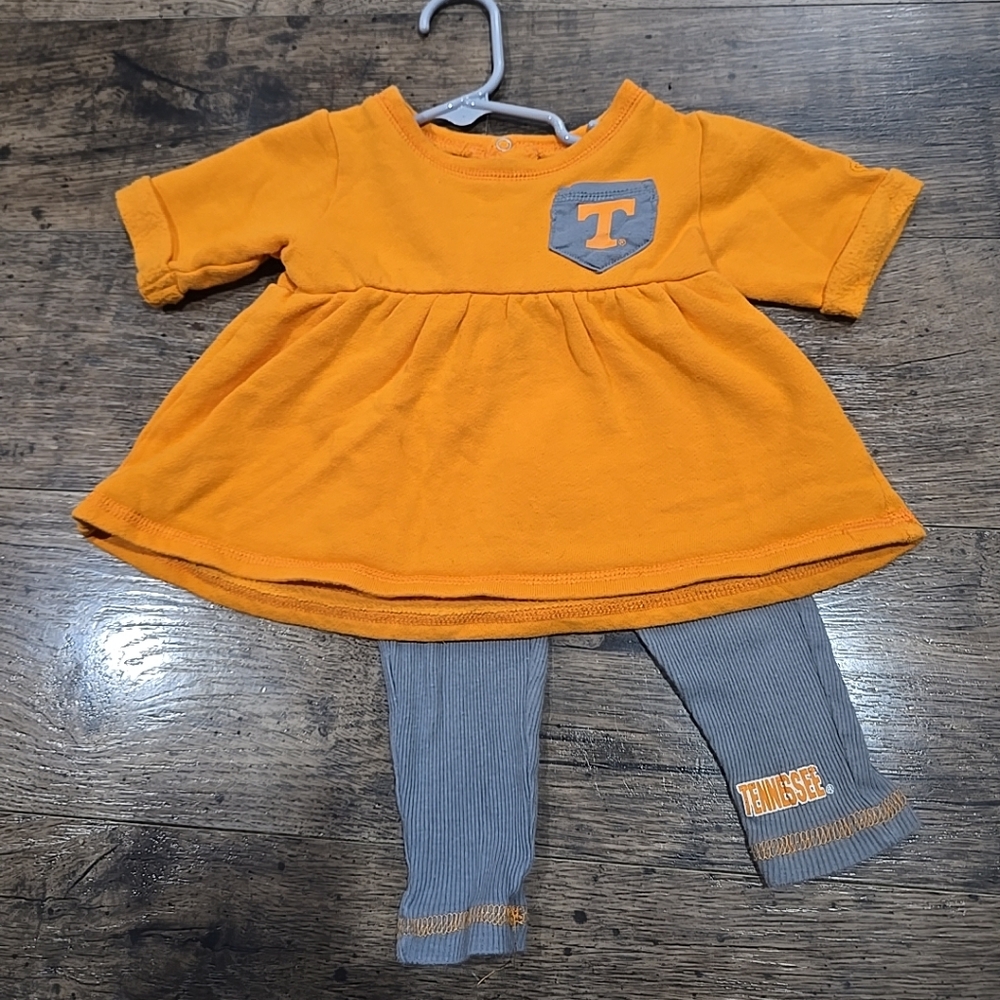 Colosseum baby girl UT outfit sz 6/12 months